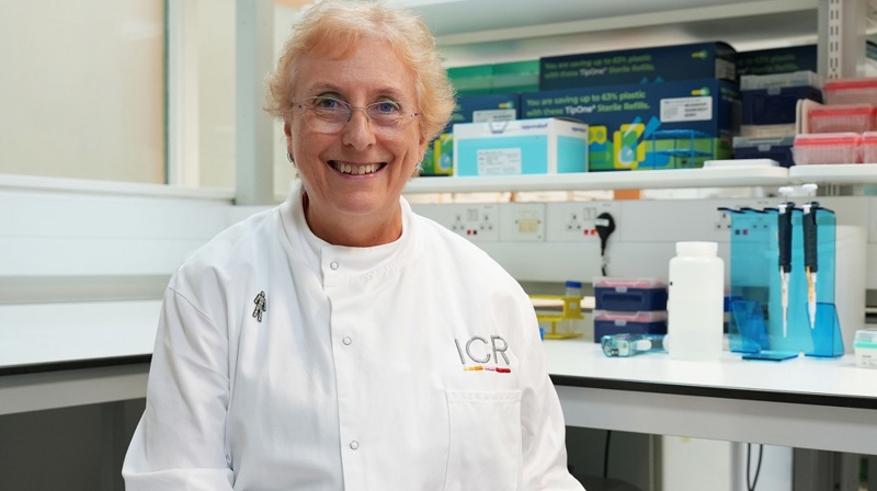 202308 Christmas DM Professor Ros Eeles Rosie Lonsdale 17