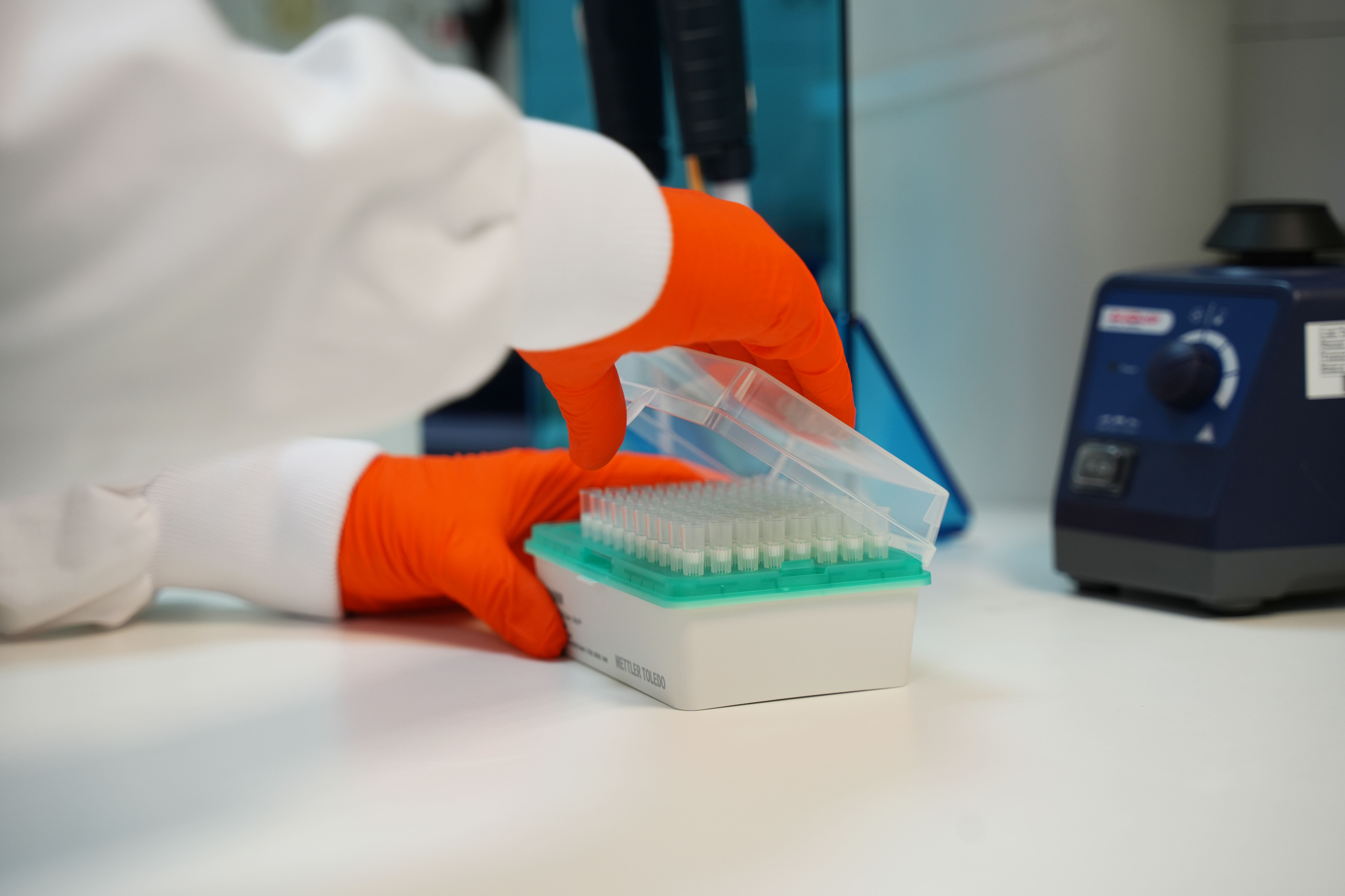 202308 Christmas DM Professor Ros Eeles Rosie Lonsdale 19