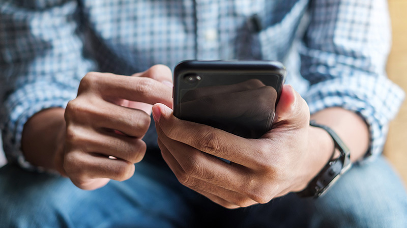 Phone Online Web Smartphone Adobestock 272804732