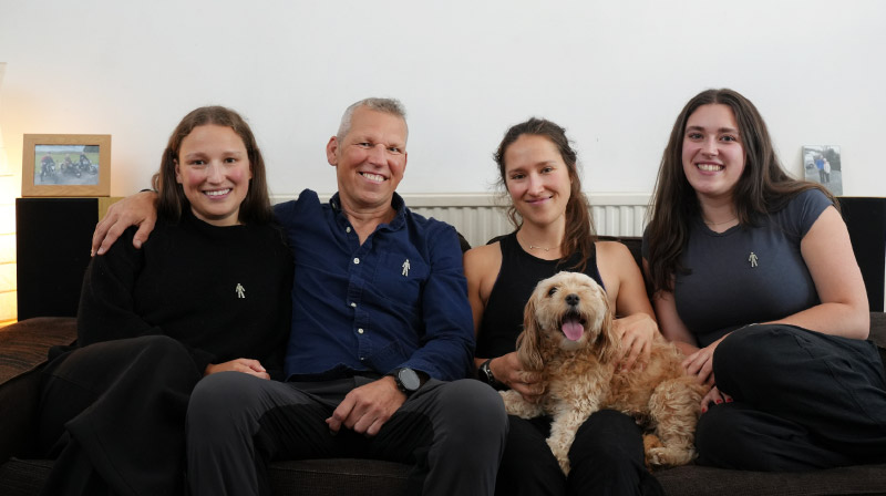 7851 Christmas DM N&V 800X448 1