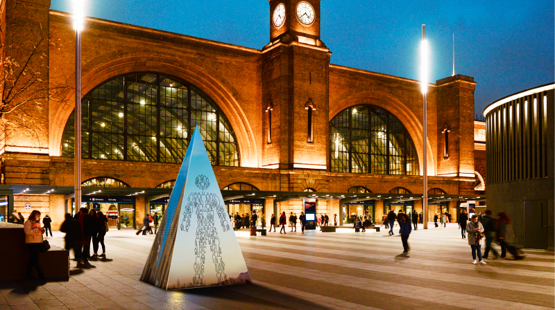 202108 Memorial Sculpture St Pancras London